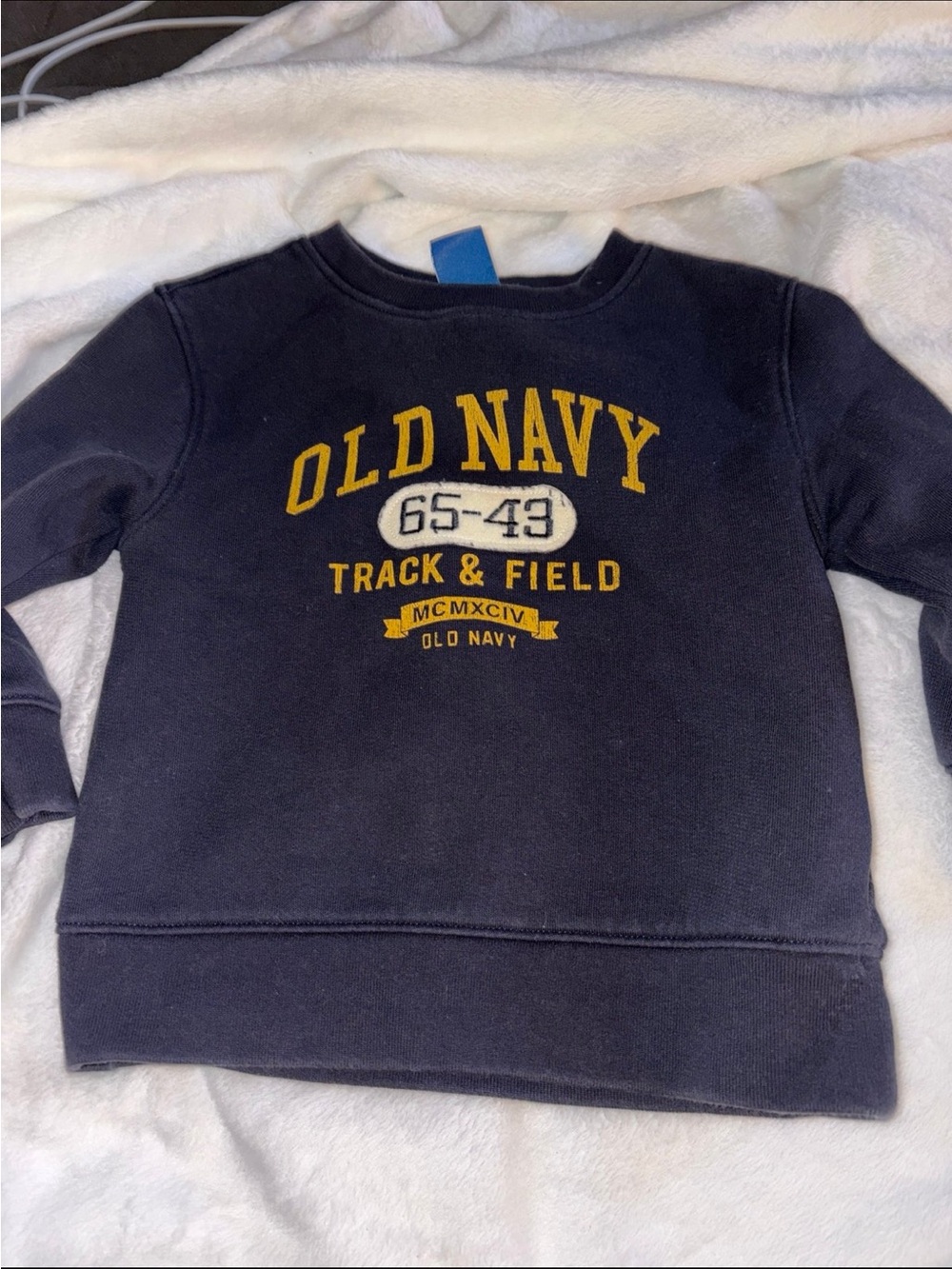 Toddler old navy crewneck 2t